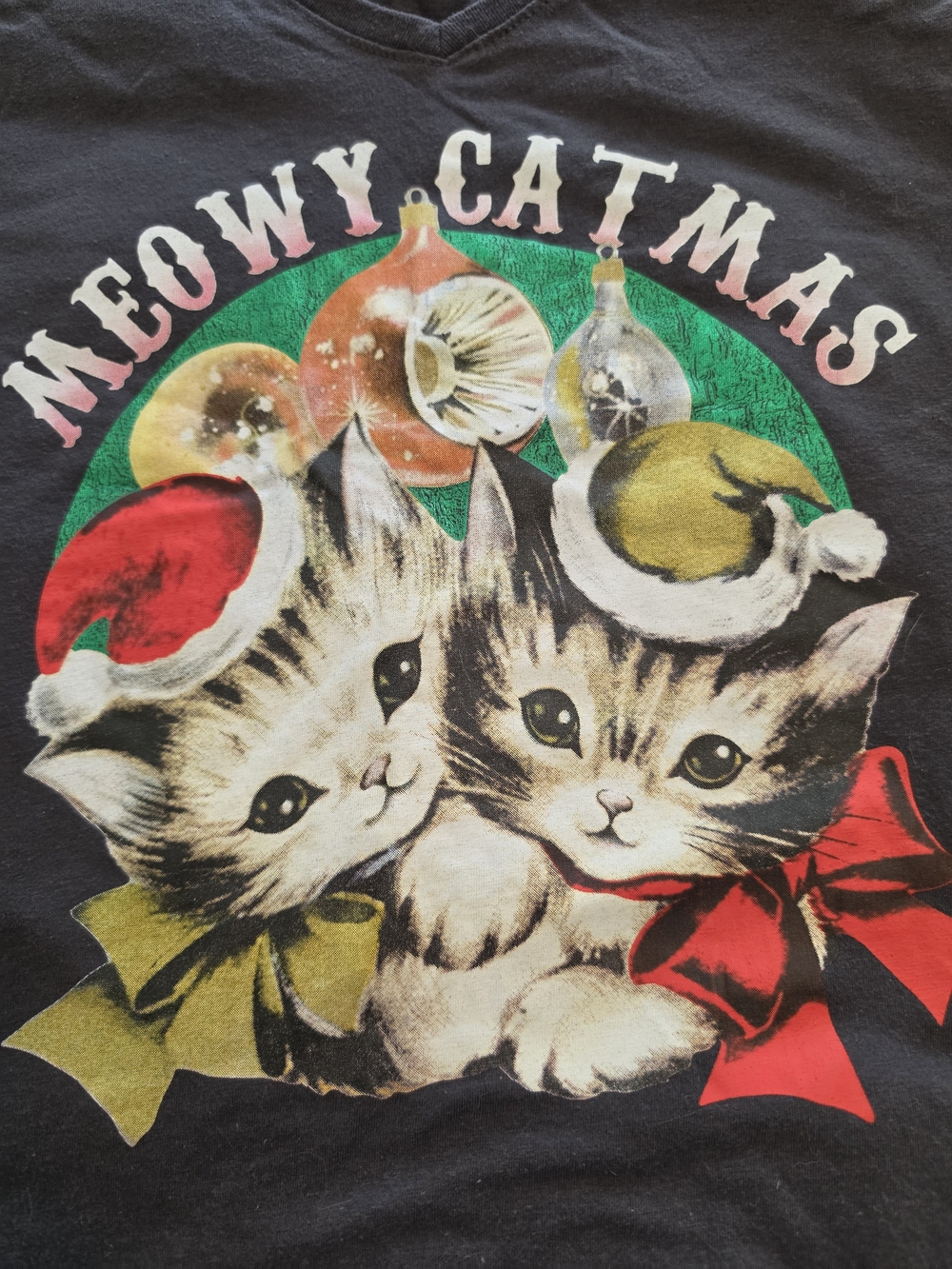 Black 'Meowy Catmas' Short-Sleeve Graphic Tee